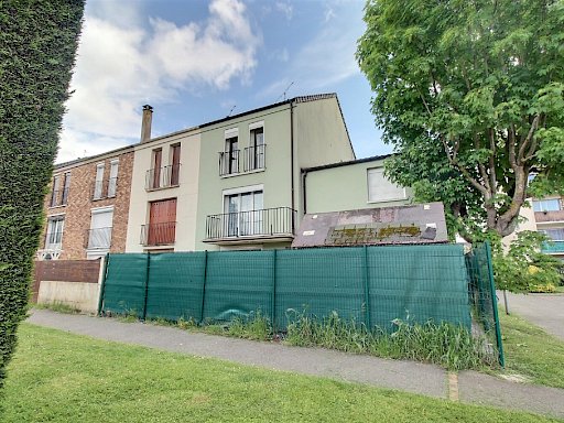 Vente Maison Maurepas 7 pièces 172 m² - Photo 3