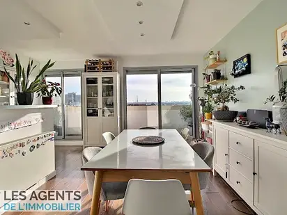 Appartement Puteaux 4 pièce(s) 74 m2