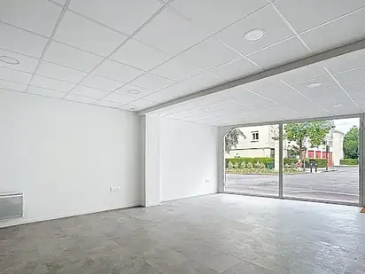 Murs commerciaux 122m²  - Suresnes Belvédère