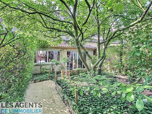 Achat Maison Suresnes 7 pièces 194 m² - Photo 1