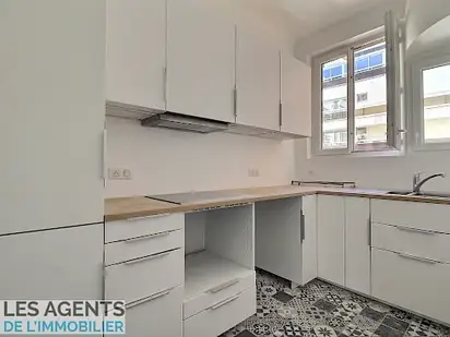 Appartement Puteaux rénové 2 Pièces de 53.05m2