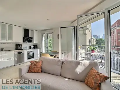 Appartement Puteaux 3 pièce(s) 59 m2 avec balcon