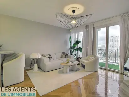 Appartement Puteaux 2 pièce(s) 44 m2 Parking