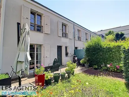 Maison 4 pièces en vente RARE à PUTEAUX