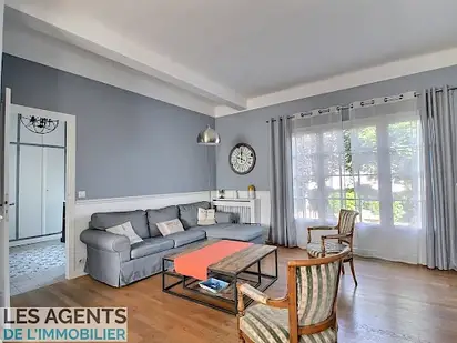 Maison T6 132 m² en vente à AUBERGENVILLE