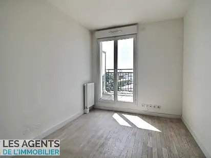 Appartement Puteaux Hyper Centre 2/3 pièce(s) 61 m2